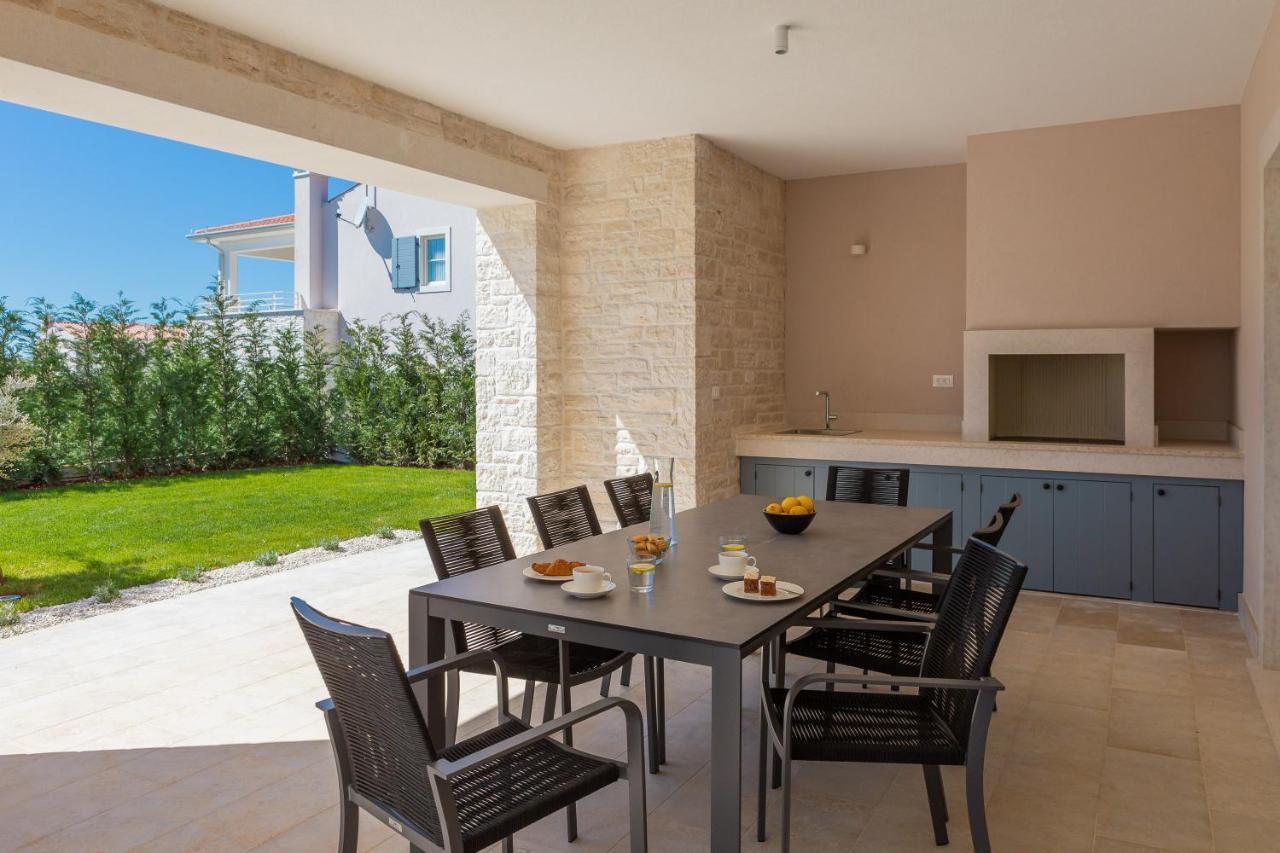 Villa Harmony By Ilc Brtonigla Exterior photo